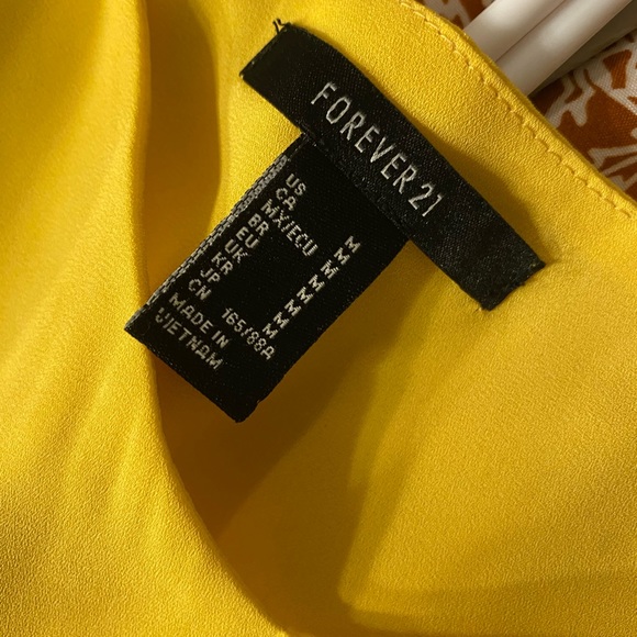 Yellow Tank - Picture 5 of 5